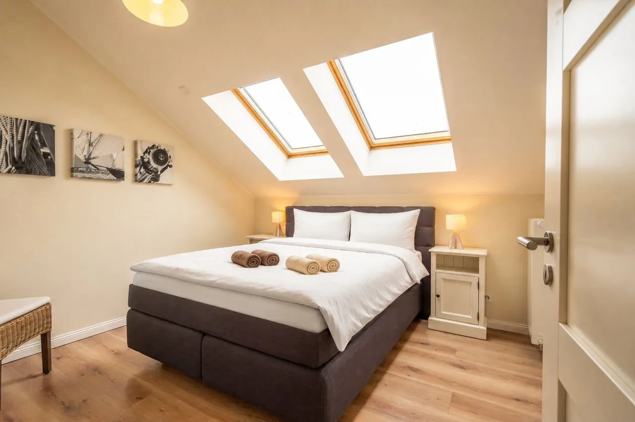Zweites Schlafzimmer unter dem Giebel